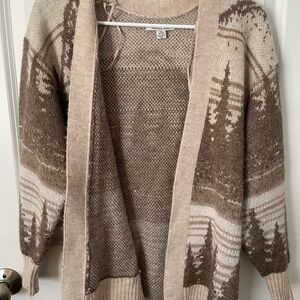 American Eagle Cozy Beige and Brown Women's Sweater